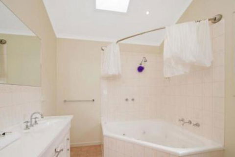 Valkei - Accommodation QLD 2