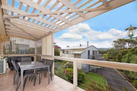 Valkei - Accommodation QLD 5