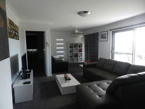 Yamba Norfolk Motel - Accommodation QLD 1