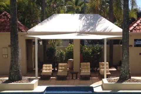 Seychelles On Main Beach - Accommodation QLD 4