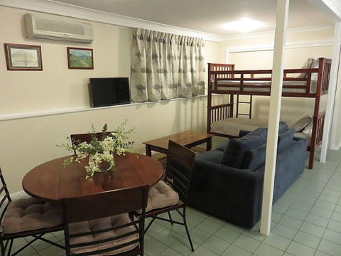 Lillydale Farmstay - Accommodation QLD 3