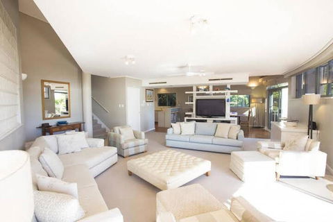 Noosa Apartments 1 Hastings Park - Accommodation QLD 3