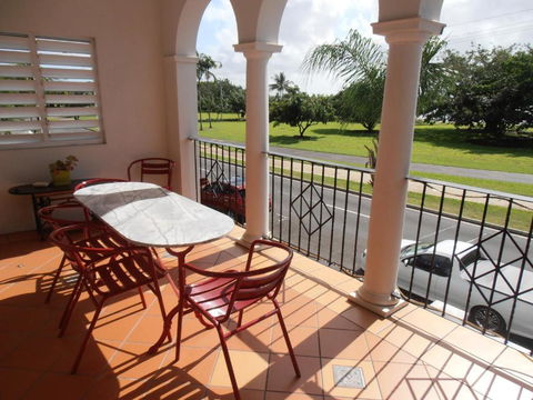 Floriana Villas - Accommodation QLD 1