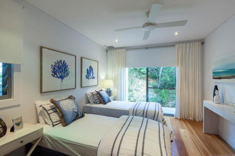 Vantage Over Byron - Accommodation QLD 3