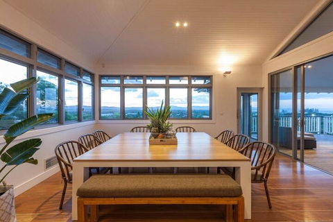 Vantage Over Byron - Accommodation QLD 6