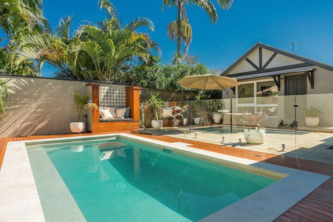 A PERFECT STAY - 3 Little Pigs - Accommodation QLD 3