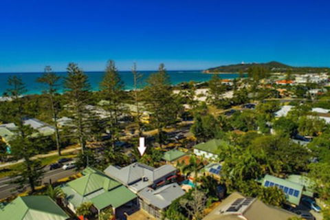 A PERFECT STAY - 3 Little Pigs - Accommodation QLD 0