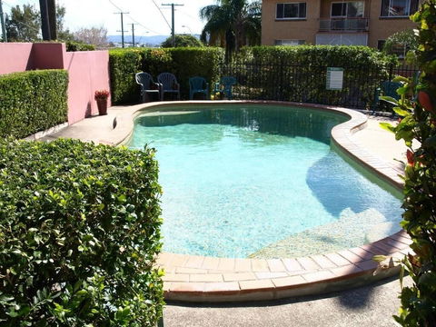 AAA Albion Manor Apartments And Motel - Accommodation QLD 6