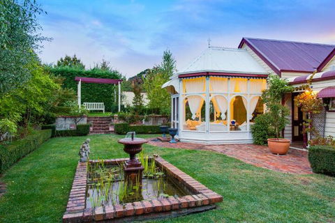Barnsley House Bed & Breakfast - Accommodation QLD 5