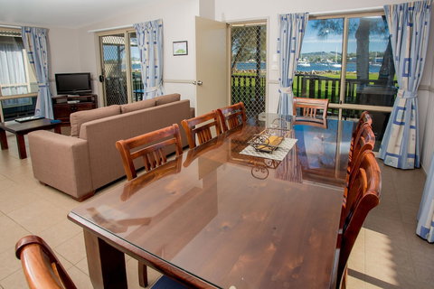 BIG4 Batemans Bay At Easts Riverside Holiday Park - Accommodation QLD 4
