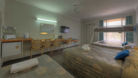 Alluna Motel - Accommodation QLD 3
