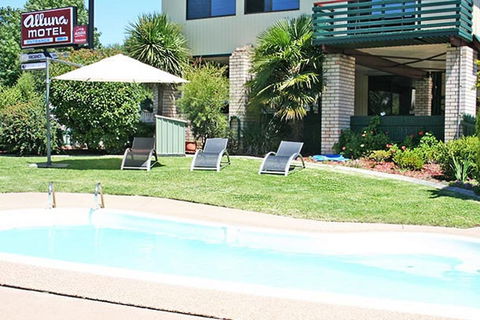 Alluna Motel - Accommodation QLD 0