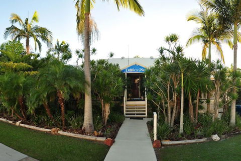 Debbie's Place - Accommodation QLD 2