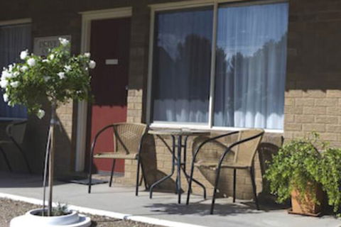 Camellia Motel - Accommodation QLD 2