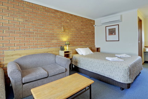 Always Welcome Motel - Accommodation QLD 7