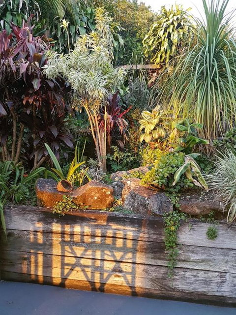 Artisan Spa Views - Accommodation QLD 4