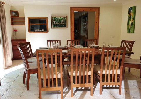 Artisan Spa Views - Accommodation QLD 1