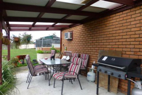 Quamby Pines Chalet - Accommodation QLD 2