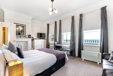 The Madsen - Accommodation QLD 4