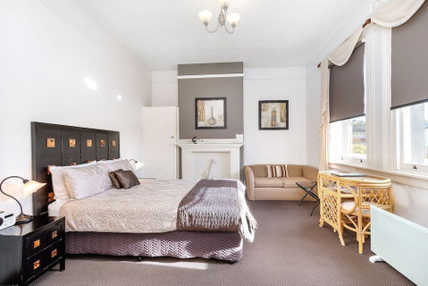 The Madsen - Accommodation QLD 6