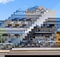 The Madsen - Accommodation QLD