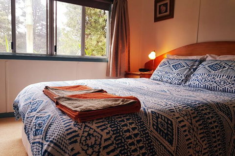 Glenbrook House And Cottage - Accommodation QLD 5