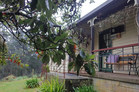Glenbrook House And Cottage - Accommodation QLD 4