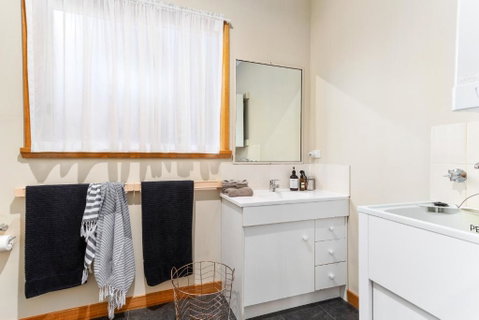 Anabels Of Scottsdale - Accommodation QLD 1