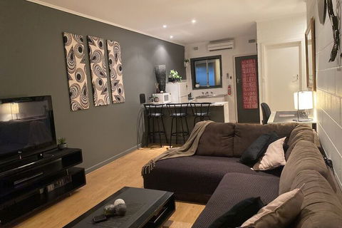 Apartment On Tennyson - Accommodation QLD 7