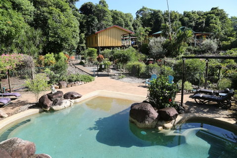 Licuala Lodge - Accommodation QLD 5