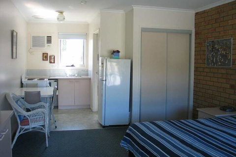 Balnarring Village Motor Inn - Accommodation QLD 5