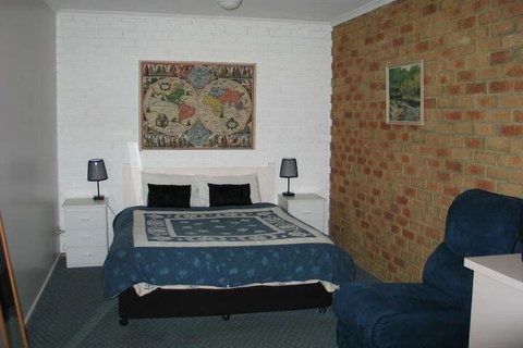 Balnarring Village Motor Inn - Accommodation QLD 7