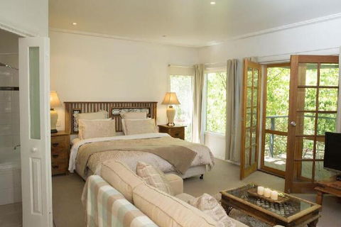 Valley Guest House - Accommodation QLD 4
