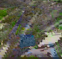 St Helens Country Cottages - Accommodation QLD