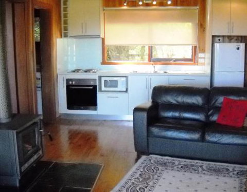 Johanna River Farm & Cottages - Accommodation QLD 6