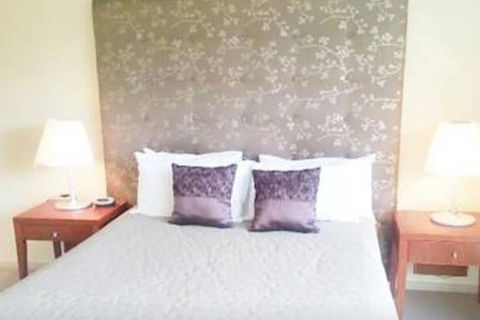 Potters Apartments - Accommodation QLD 6