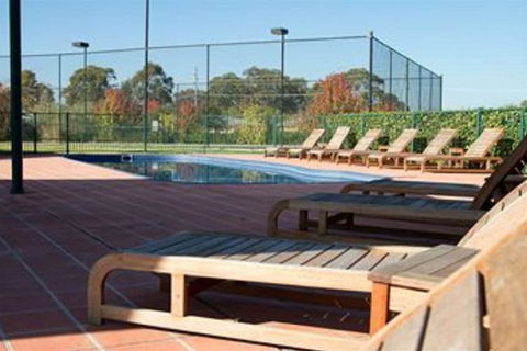 Potters Apartments - Accommodation QLD 2