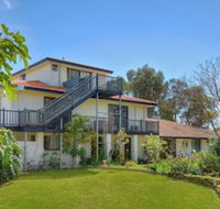 Martin Fields Beach Retreat - Accommodation QLD