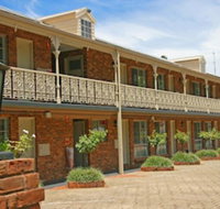 Hermitage Motor Inn - Accommodation QLD