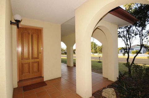 McNevin's Warwick Motel - Accommodation QLD 3