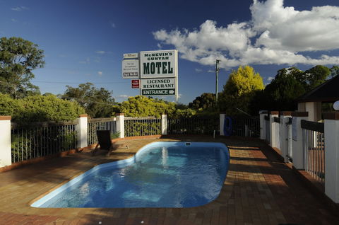 McNevin's Warwick Motel - Accommodation QLD 6