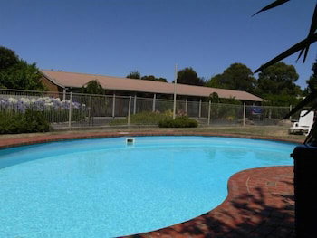 Begonia City Motor Inn - Accommodation QLD 4