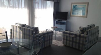 Breakers Apartments Mollymook - Accommodation QLD 3