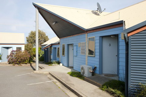 Portside Motel - Accommodation QLD 3