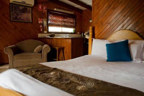 Bendigo Bush Cabins - Accommodation QLD 0