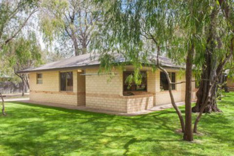 Siesta Park Holiday Resort - Accommodation QLD 0