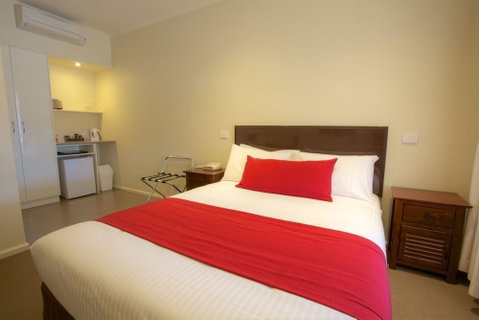 Amaroo Motel - Accommodation QLD 6