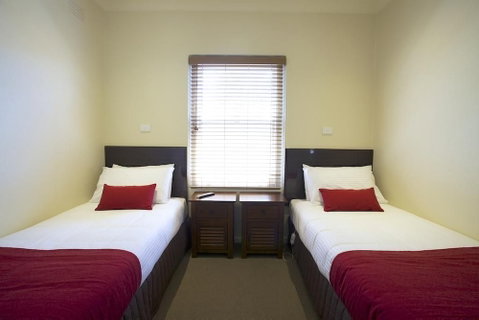 Amaroo Motel - Accommodation QLD 5