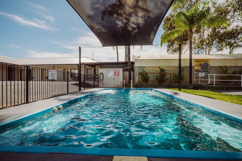 Artesian Spa Motel - Accommodation QLD 4