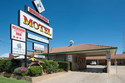 Buckaroo Motor Inn - Accommodation QLD 0